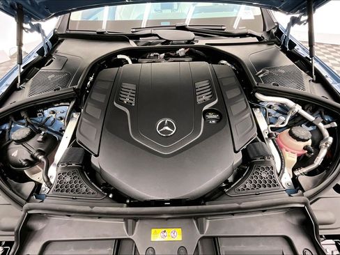 New 2026 Mercedes-Benz Maybach S 580 4MATIC image 9
