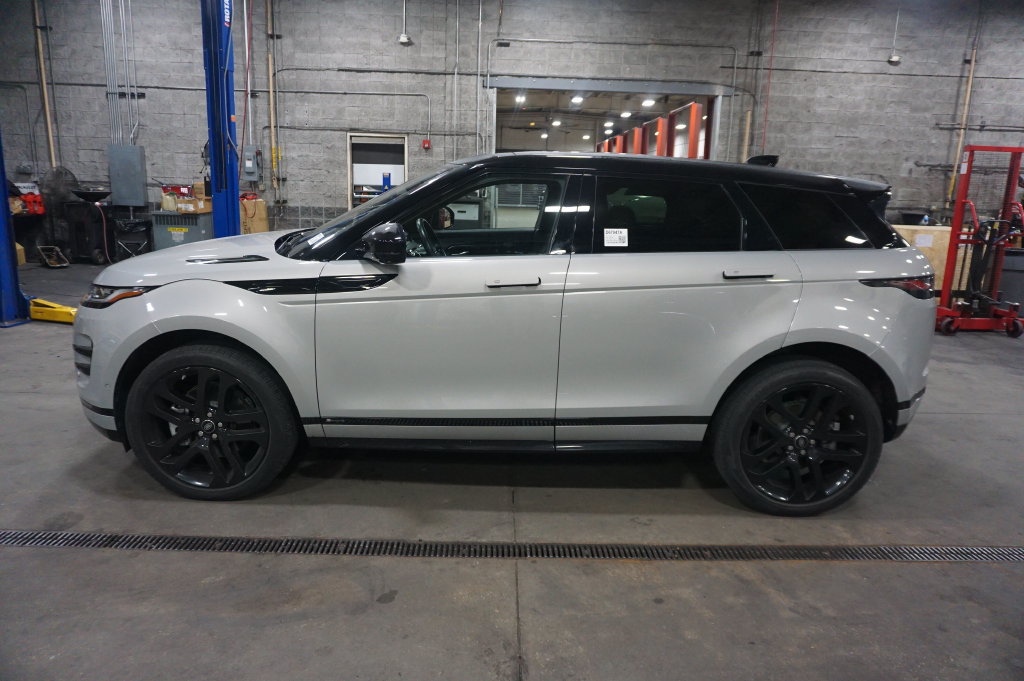 Used 2021 Land Rover Range Rover Evoque R-Dynamic HSE AWD/4WD image 19