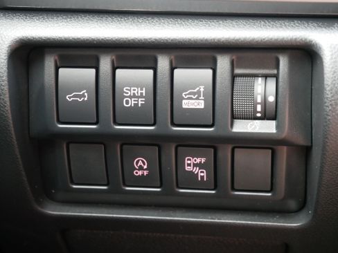 Used 2023 Subaru Forester Premium image 14