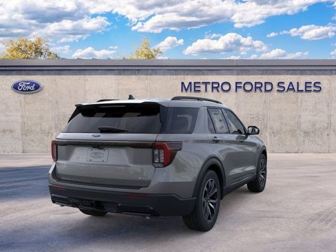 New 2026 Ford Explorer ST-Line AWD/4WD image 8