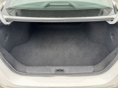 Used 2025 Nissan Sentra S image 27