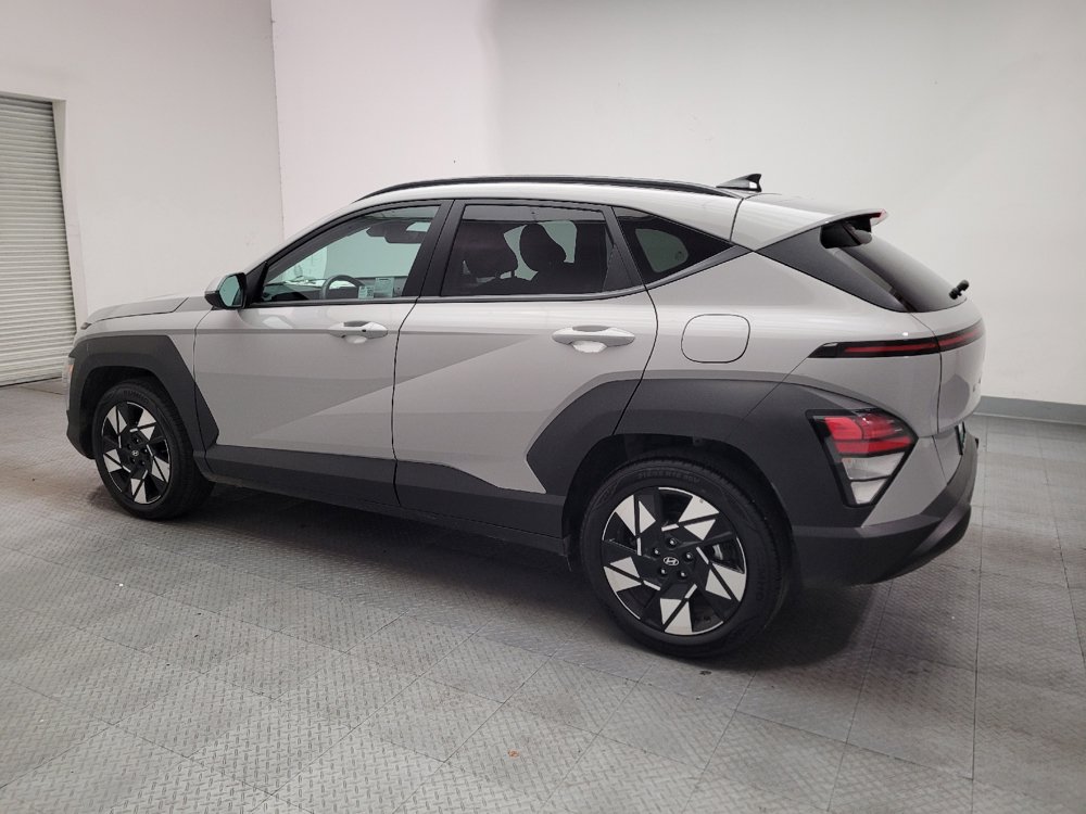 Used 2025 Hyundai Kona SEL FWD image 3