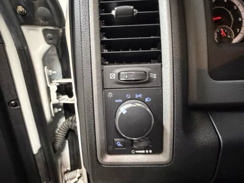 Used 2017 RAM 2500 Tradesman w/ Chrome Appearance Group AWD/4WD image 20
