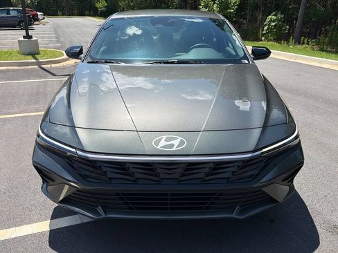 New 2026 Hyundai Elantra Sport FWD image 9
