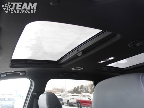 Certified 2023 Buick Enclave Essence w/ Experience Buick Package image 12