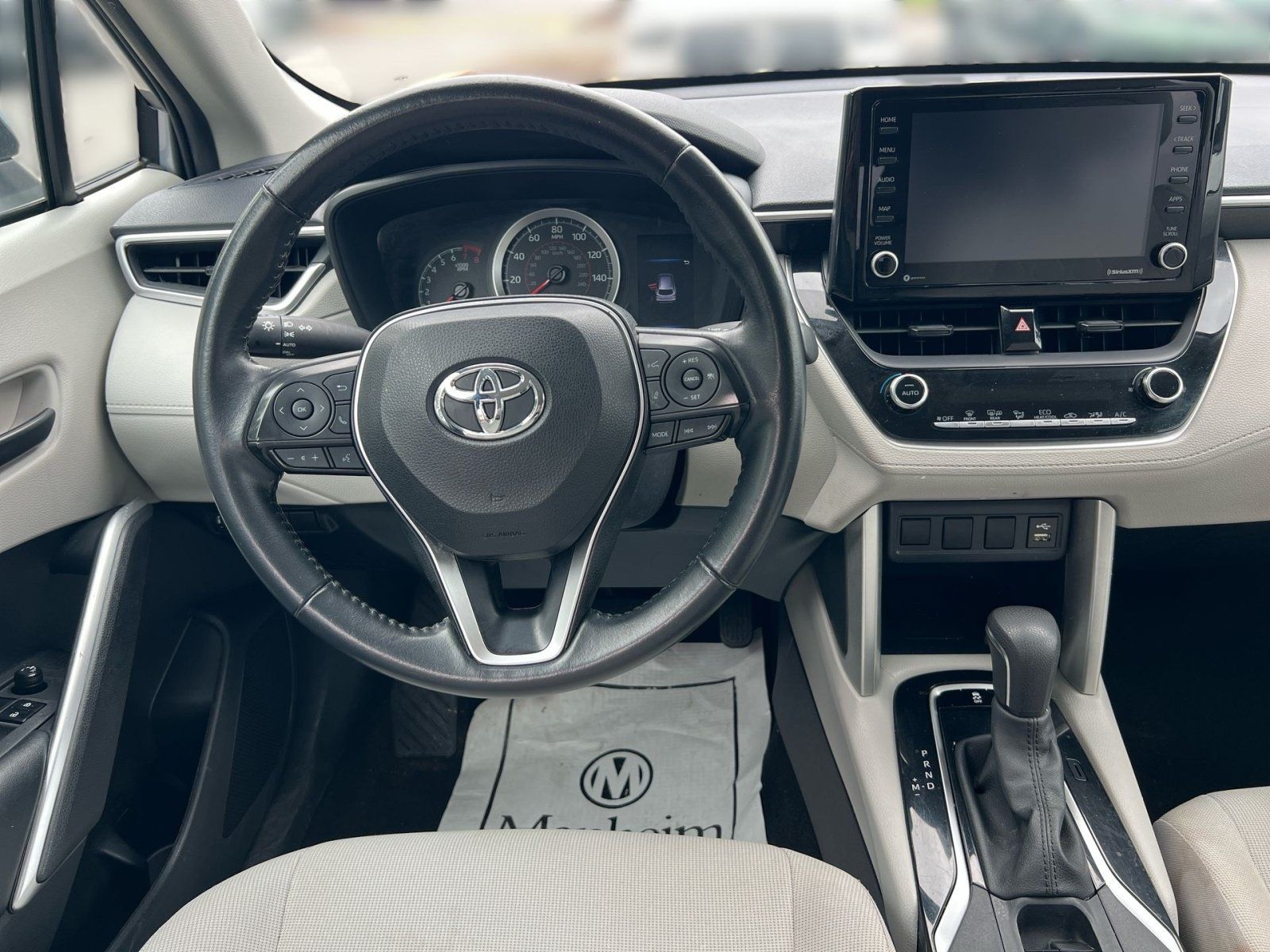 Used 2022 Toyota Corolla Cross LE FWD image 20