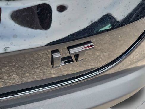 New 2026 Chevrolet Trax LT w/ Midnight Edition FWD image 32
