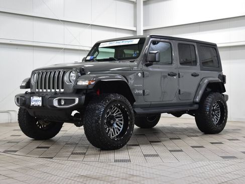 Used 2021 Jeep Wrangler Unlimited Sahara w/ Safety Group AWD/4WD image 3
