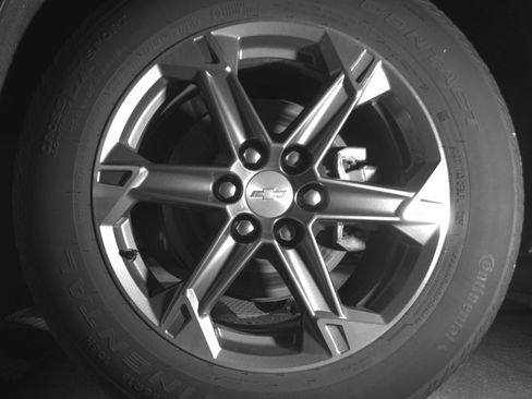 Used 2025 Chevrolet Blazer LT FWD image 16