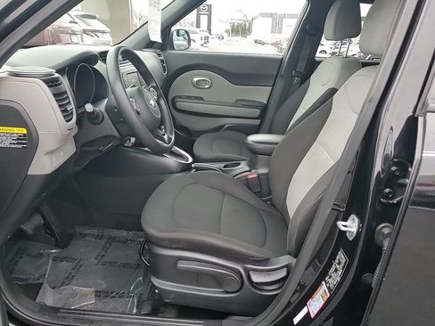 Used 2018 Kia Soul image 13