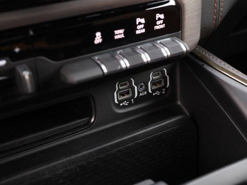 Used 2022 RAM 1500 Limited w/ Body Color Bumper Group image 19