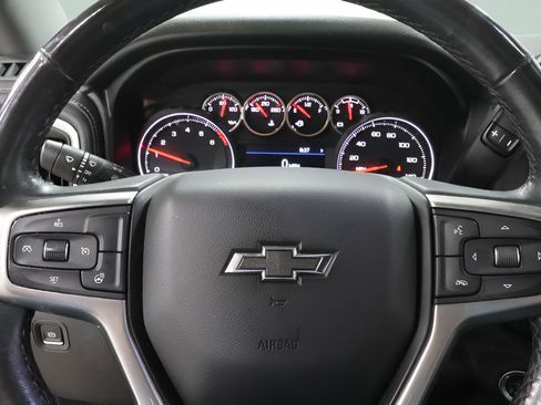 Used 2021 Chevrolet Silverado 1500 LT Trail Boss AWD/4WD image 12