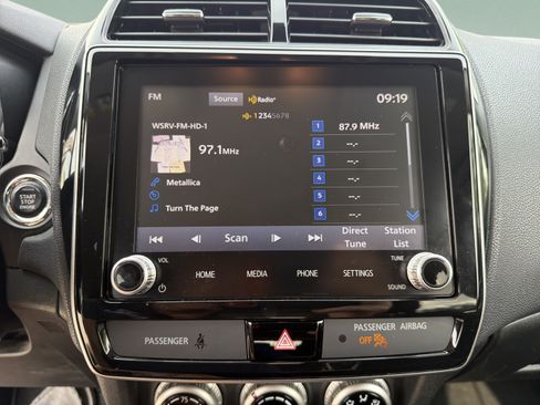 Used 2020 Mitsubishi Outlander Sport SE AWD/4WD image 12