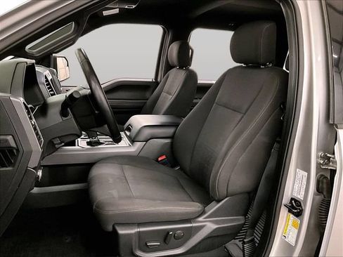 Used 2019 Ford F150 XLT w/ Equipment Group 302A Luxury AWD/4WD image 25
