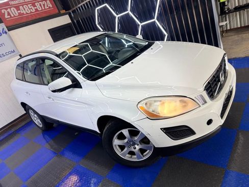 Used 2011 Volvo XC60 3.2 image 14