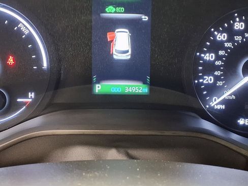 Used 2024 Toyota Sienna XLE image 22