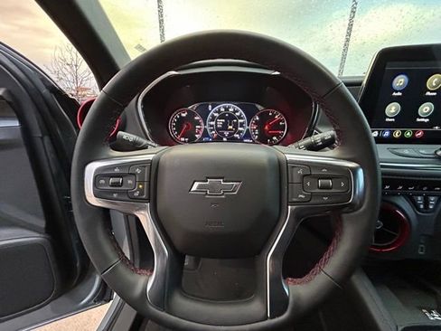Used 2025 Chevrolet Blazer RS AWD/4WD image 12