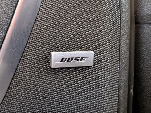 Used 2021 Chevrolet Suburban Z71 image 37