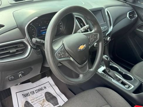 Used 2021 Chevrolet Equinox LT AWD/4WD image 14