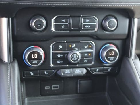 Used 2023 Chevrolet Tahoe LT image 30