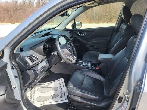 Used 2019 Subaru Forester Limited w/ Popular Package #3 image 11
