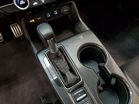 Certified 2025 Honda Civic Sport image 7