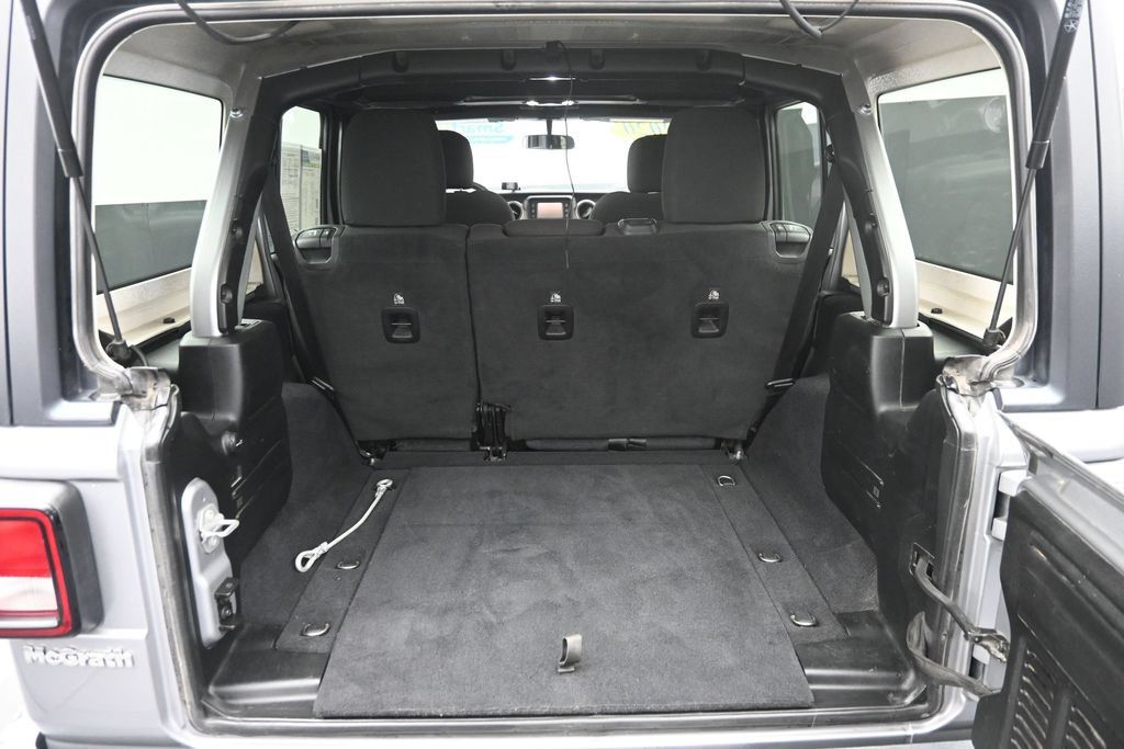 Used 2020 Jeep Wrangler Unlimited Sport S AWD/4WD image 11