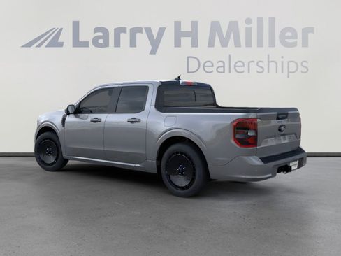 New 2025 Ford Maverick Lobo image 4