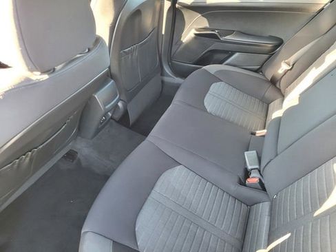 Used 2025 Kia K5 LXS image 8