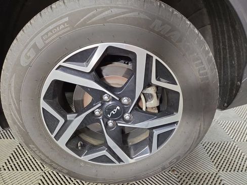 Certified 2024 Kia Sportage LX AWD/4WD image 10