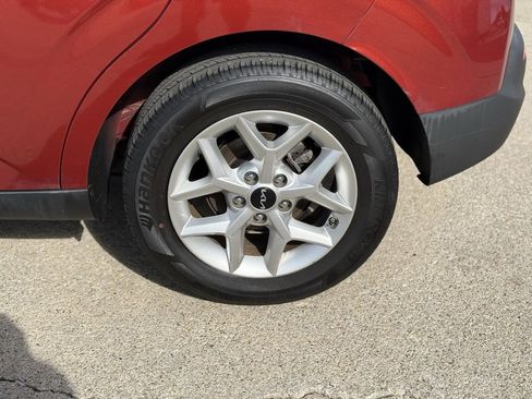 Used 2022 Kia Soul LX w/ Technology Package image 11