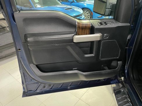 Used 2019 Ford F150 Lariat w/ Equipment Group 502A Luxury image 17