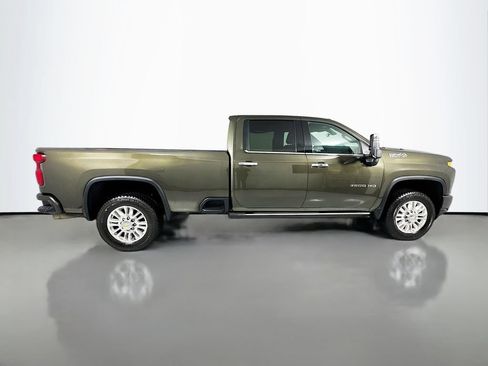 Used 2023 Chevrolet Silverado 3500 High Country w/ Z71 Off-Road Package AWD/4WD image 8