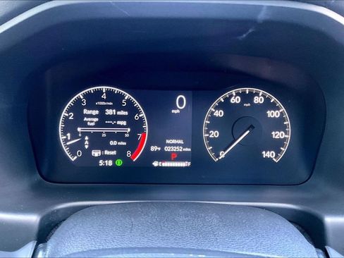 Used 2025 Honda Odyssey Elite image 12