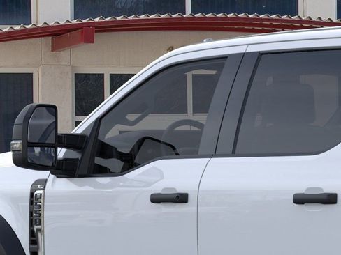 New 2026 Ford F550 4x4 Crew Cab image 21