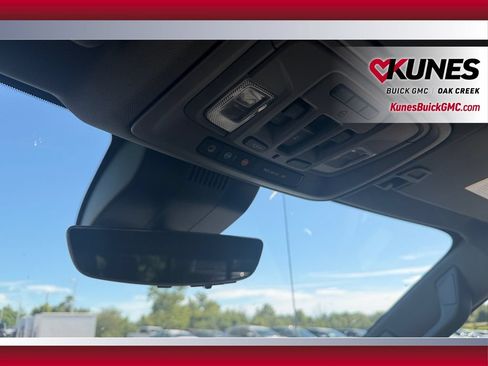 Used 2024 GMC Sierra 1500 Denali w/ Technology Package AWD/4WD image 31