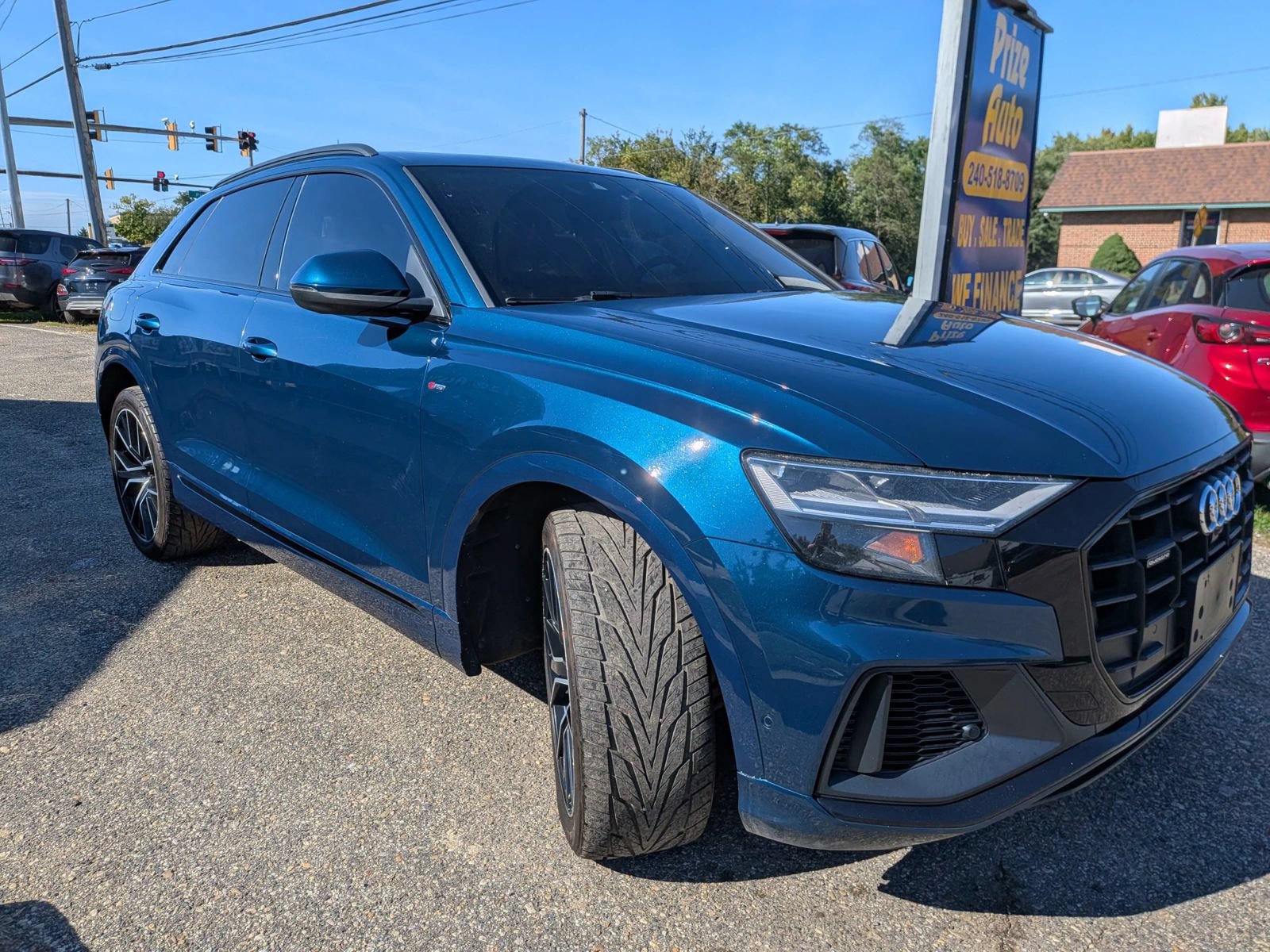 Used 2019 Audi Q8 Premium Plus w/ Premium Plus AWD/4WD image 7