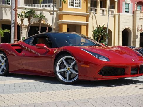 Used 2019 Ferrari 488 GTB RWD image 7