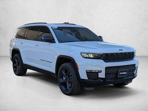 New 2025 Jeep Grand Cherokee L Limited w/ Black Appearance Package image 6