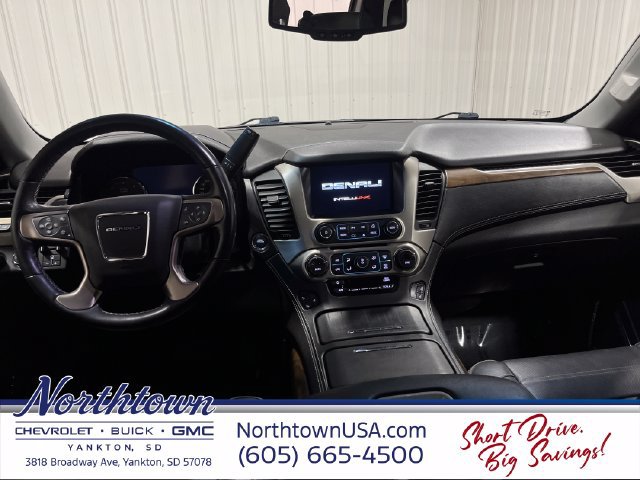 Used 2019 GMC Yukon XL Denali w/ Denali Ultimate Package AWD/4WD image 12