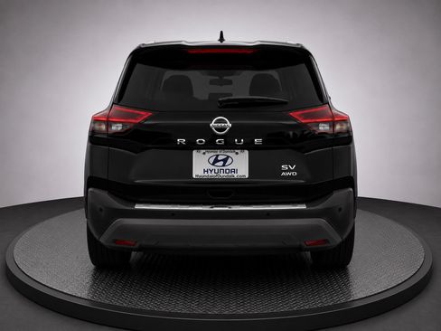 Used 2022 Nissan Rogue SV AWD/4WD image 4