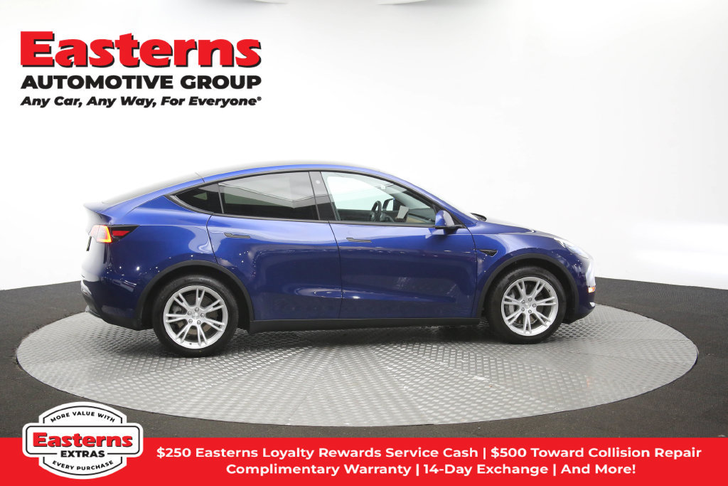 Used 2021 Tesla Model Y Long Range AWD/4WD image 42