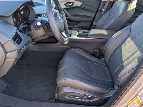 Certified 2025 Acura TLX w/ Technology Package image 9