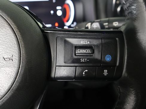 Used 2023 Nissan Rogue Platinum AWD/4WD image 47