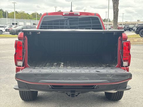 Used 2025 Chevrolet Colorado Trail Boss image 31