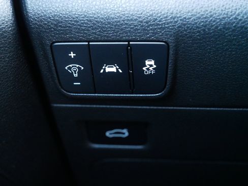 Used 2023 Kia K5 GT-Line image 26