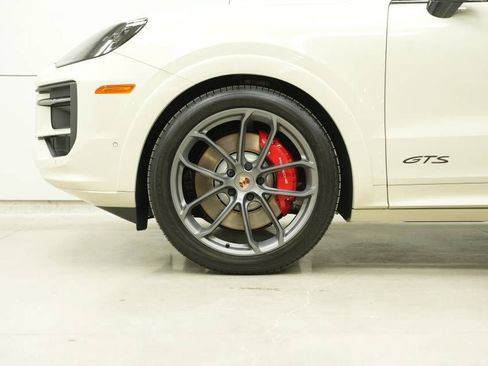 New 2026 Porsche Cayenne GTS AWD/4WD image 43