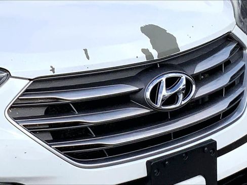 Used 2017 Hyundai Santa Fe Sport image 26