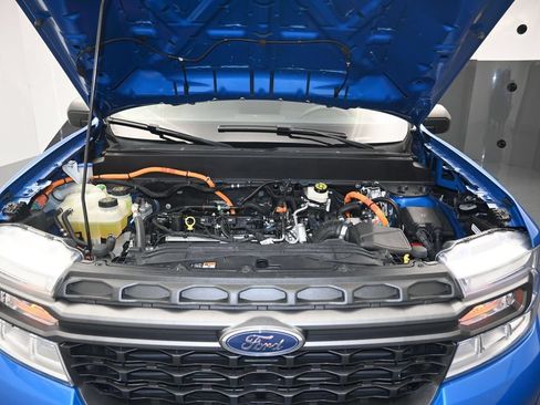 Certified 2022 Ford Maverick XLT FWD image 27