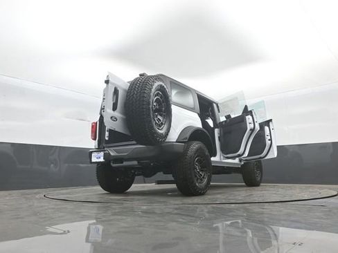New 2026 Ford Bronco 4-Door AWD/4WD image 37